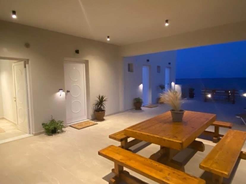Houmas Apartments Yialos Exterior foto